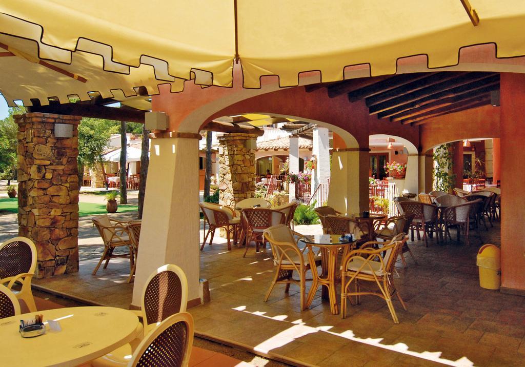 וילסימיוס Villaggio Camping Spiaggia Del Riso מראה חיצוני תמונה