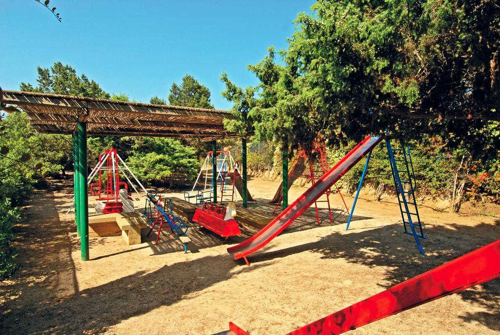 וילסימיוס Villaggio Camping Spiaggia Del Riso מראה חיצוני תמונה